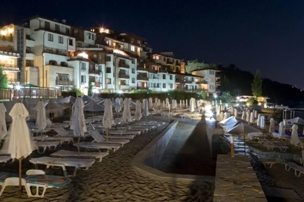 Апартамент Ния, Райска Градина / Garden Of Eden Sveti Vlas Exterior foto