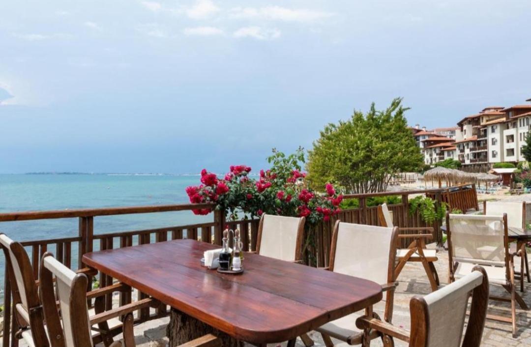 Апартамент Ния, Райска Градина / Garden Of Eden Sveti Vlas Exterior foto